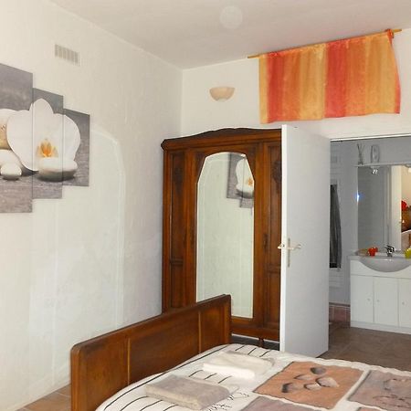 Bed and Breakfast Les Croisees à Castillon-du-Gard Extérieur photo