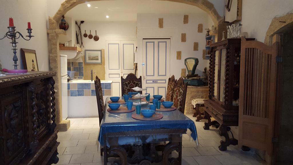 Bed and Breakfast Les Croisees à Castillon-du-Gard Extérieur photo